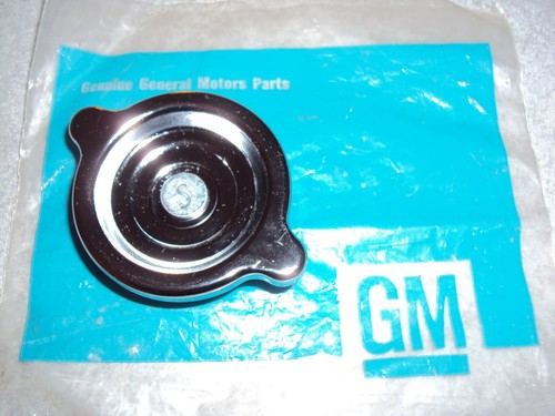 Nos oil cap pontiac - gm,